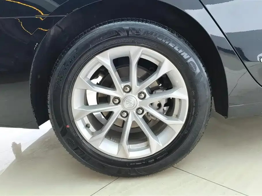 Buick LaCrosse 2023 из CN, фото 5