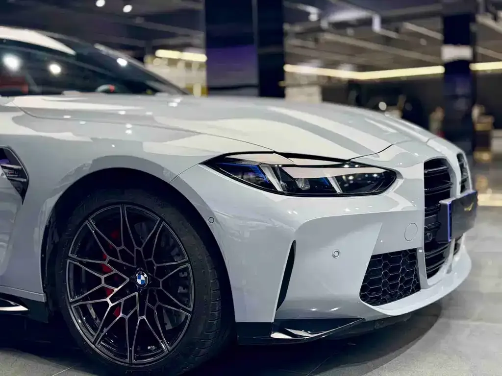 BMW M4 2025 из CN, фото 2
