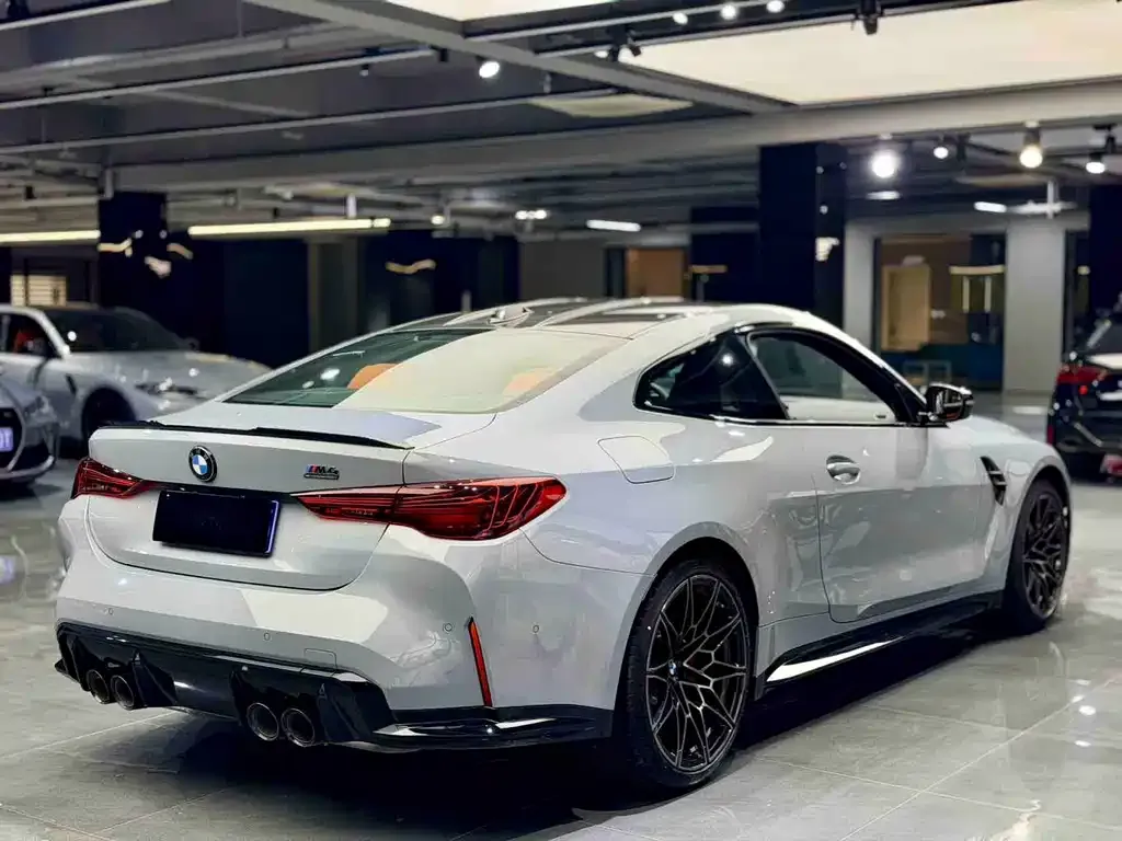 BMW M4 2025 из CN, фото 3