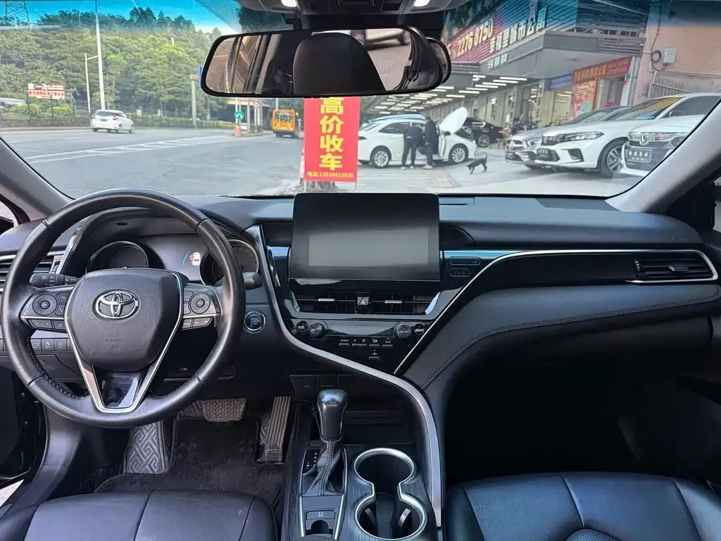 Toyota Camry 2023 из CN, фото 5