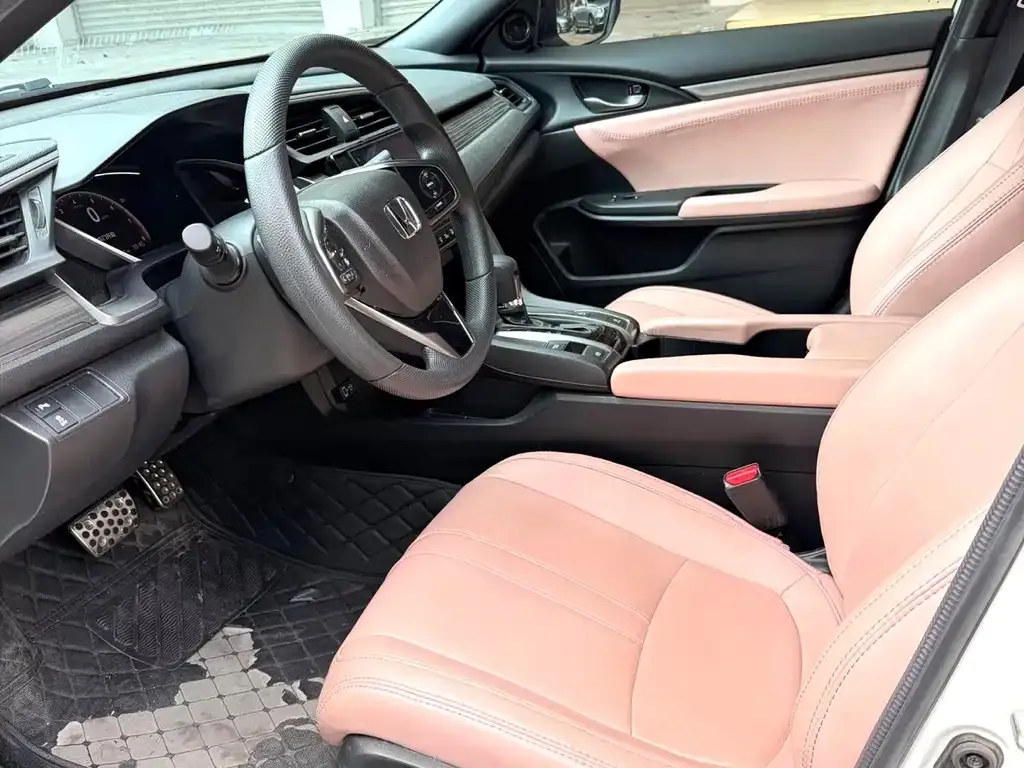 Honda Civic — фото 8