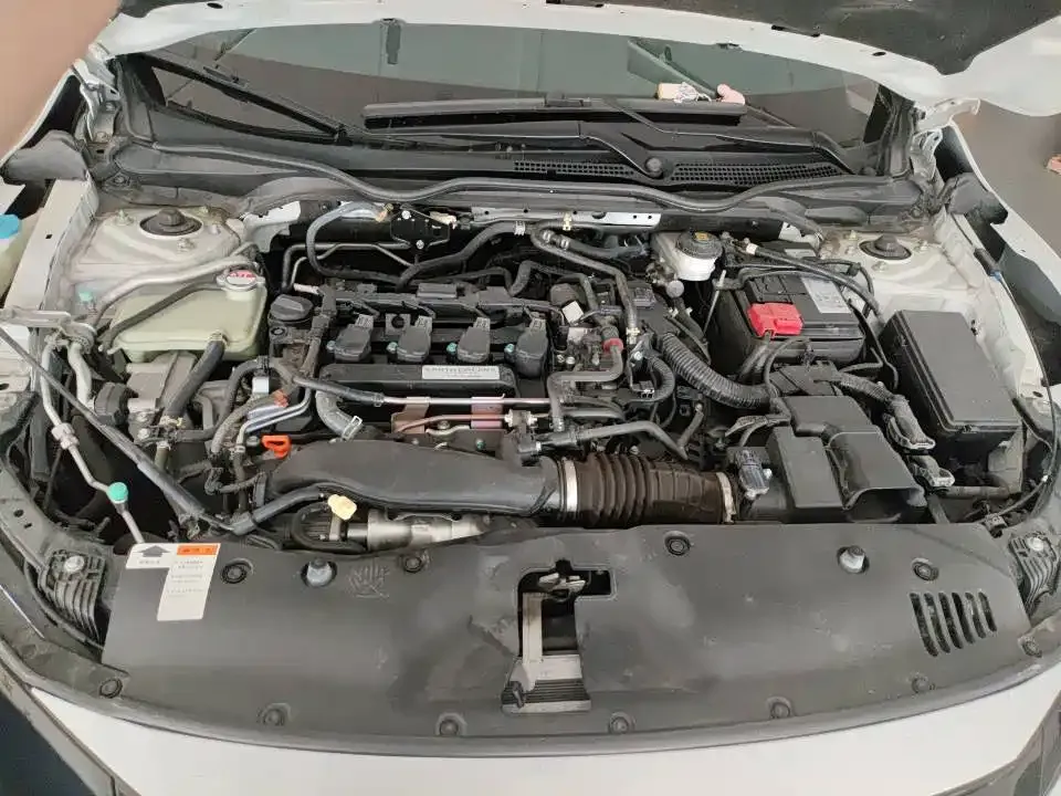 Honda Civic — фото 7