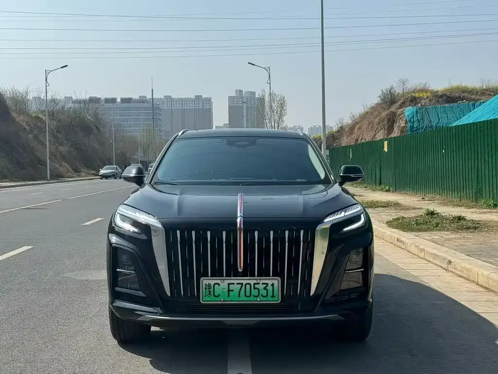 Hongqi HS3 PHEV — фото 2