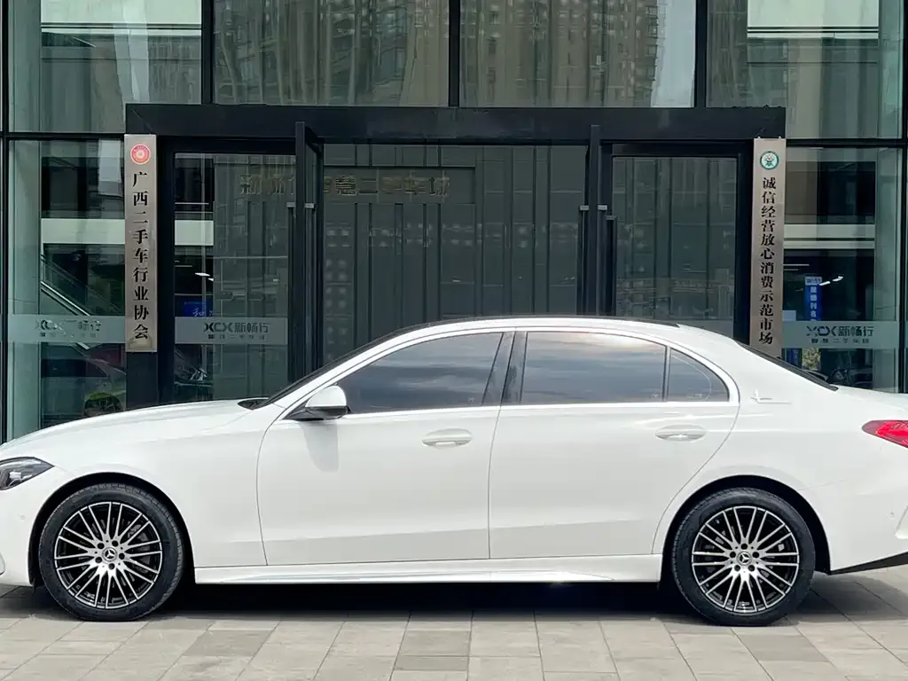 Mercedes-Benz C-Class 2023 из CN, фото 8