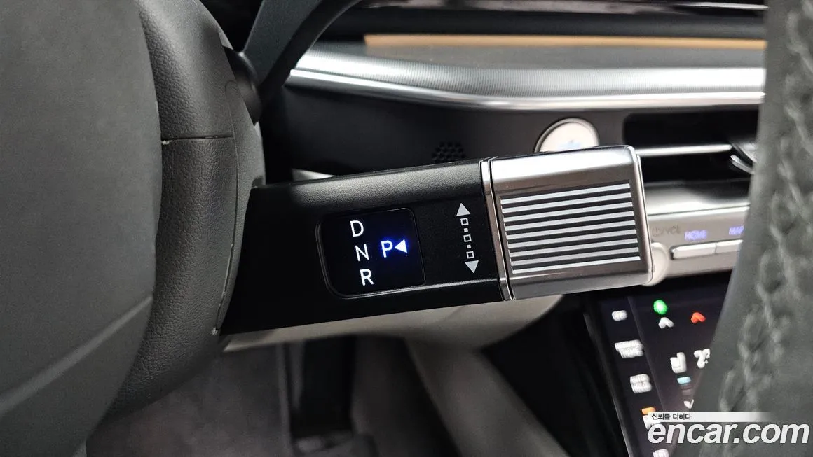 Hyundai Grandeur 2023 из KR, фото 2