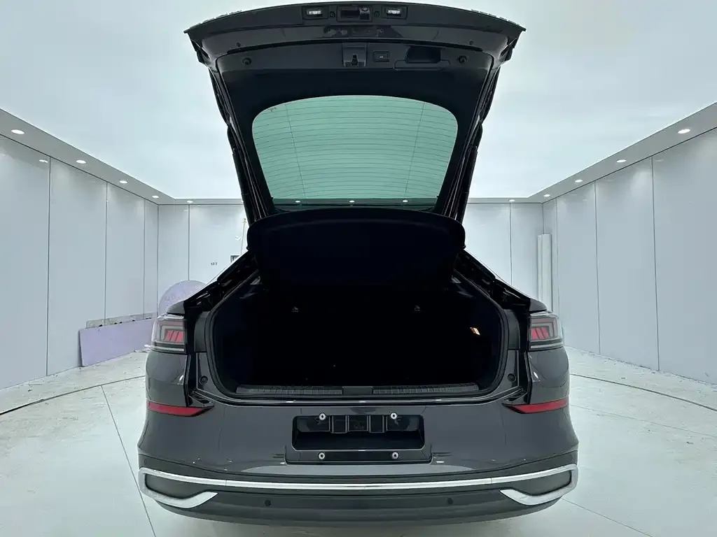 Volkswagen Lamando 2023 из CN, фото 6
