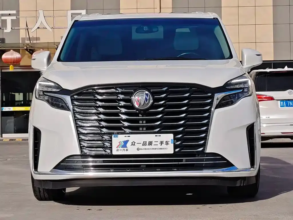 Buick GL8 2023 из CN, фото 7