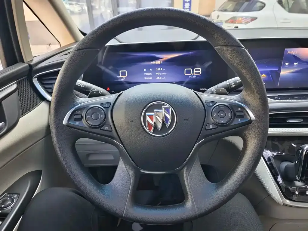 Buick GL8 2023 из CN, фото 8