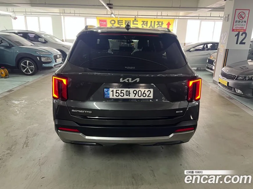 Kia Sorento — фото 10