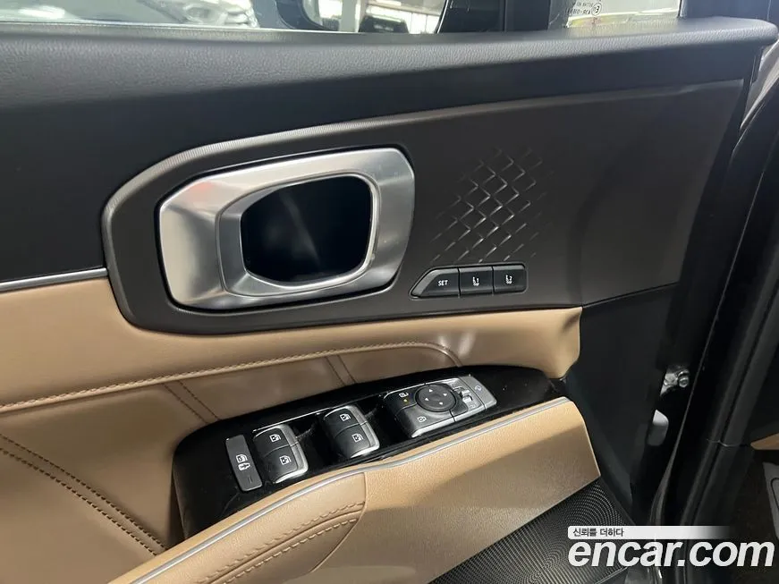 Kia Sorento — фото 4