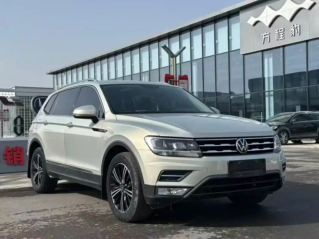 Volkswagen Tiguan L 2021 из CN, фото 9