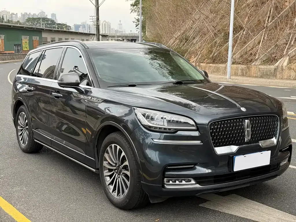 Lincoln Aviator 2023 из CN, фото 4