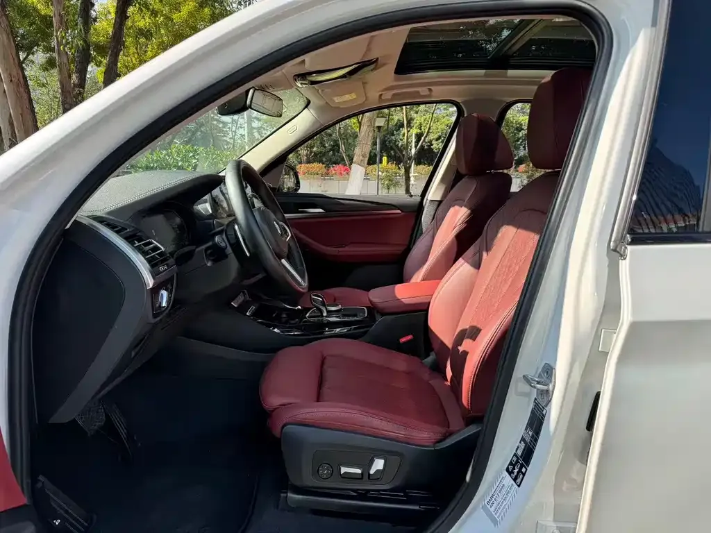 BMW X3 2022 из CN, фото 2
