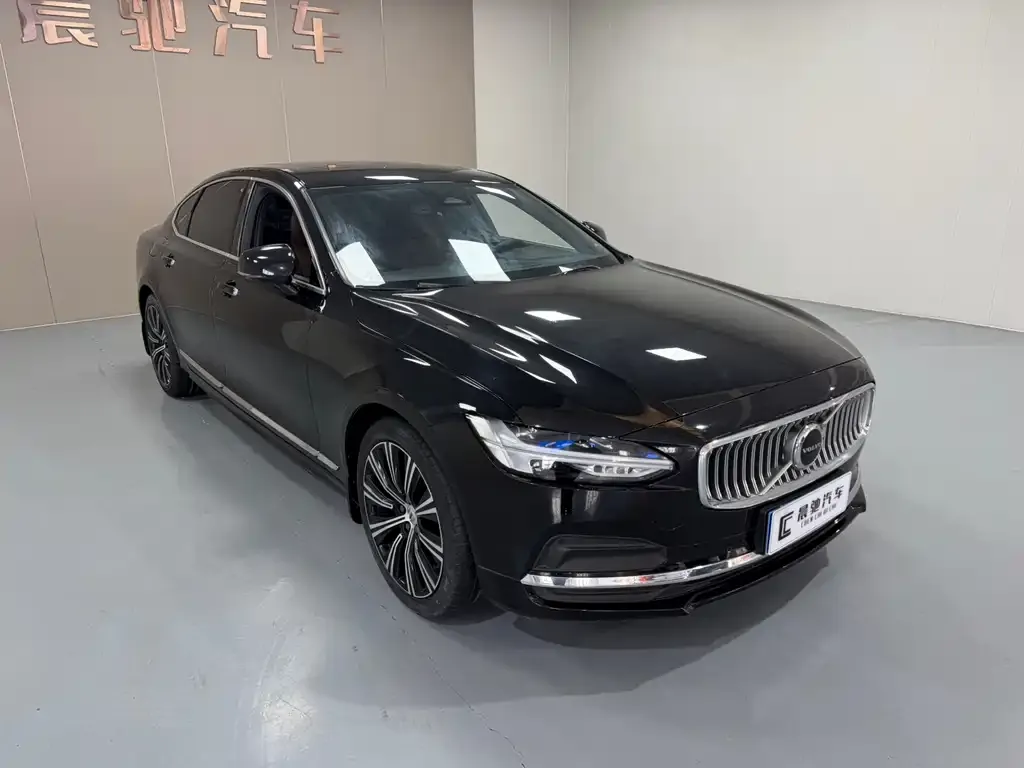 Volvo S90 — фото 5