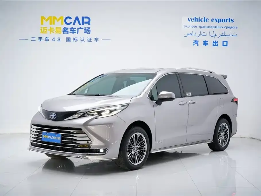 Toyota Sienna 2022 из CN, фото 1