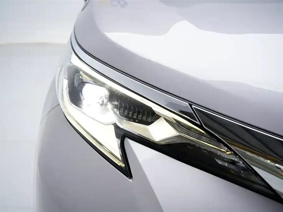 Toyota Sienna 2022 из CN, фото 8
