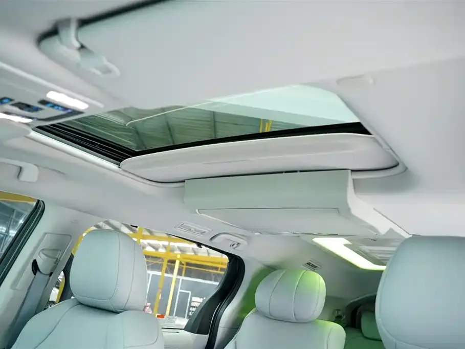 Toyota Sienna 2022 из CN, фото 7