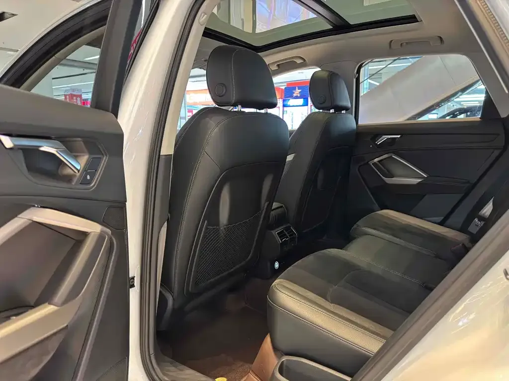 Audi Q3 2022 из CN, фото 8