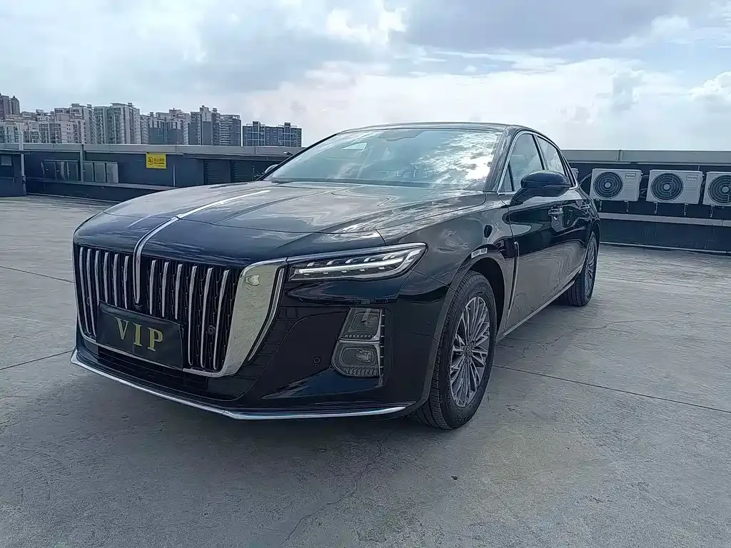 Hongqi H5 — фото 1
