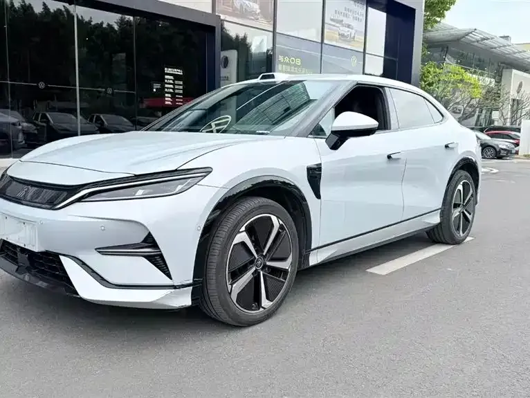 BYD L EV 2025 из CN, фото 1