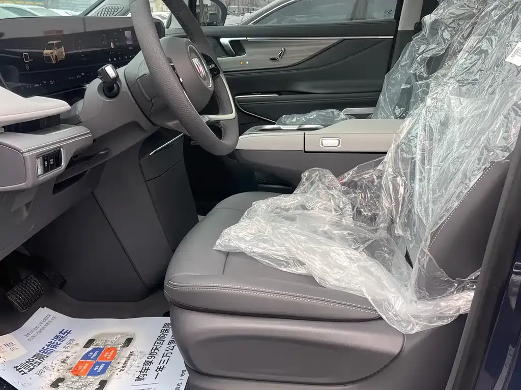 Buick GL8 2025 из CN, фото 4