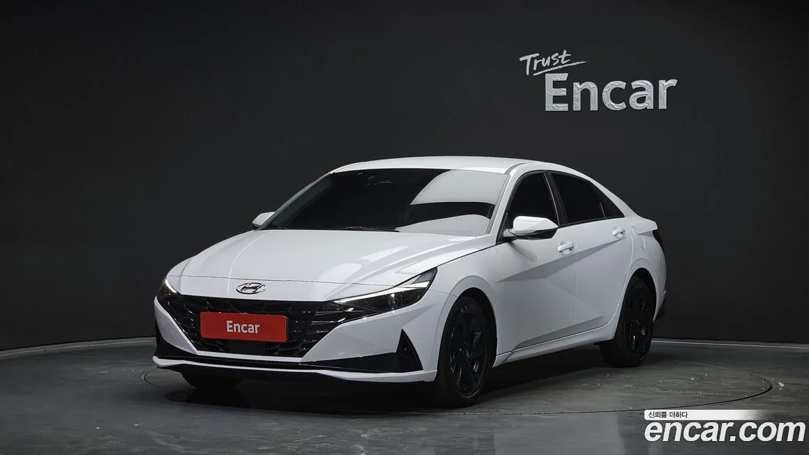 Hyundai AVANTE 2023 из KR, фото 1