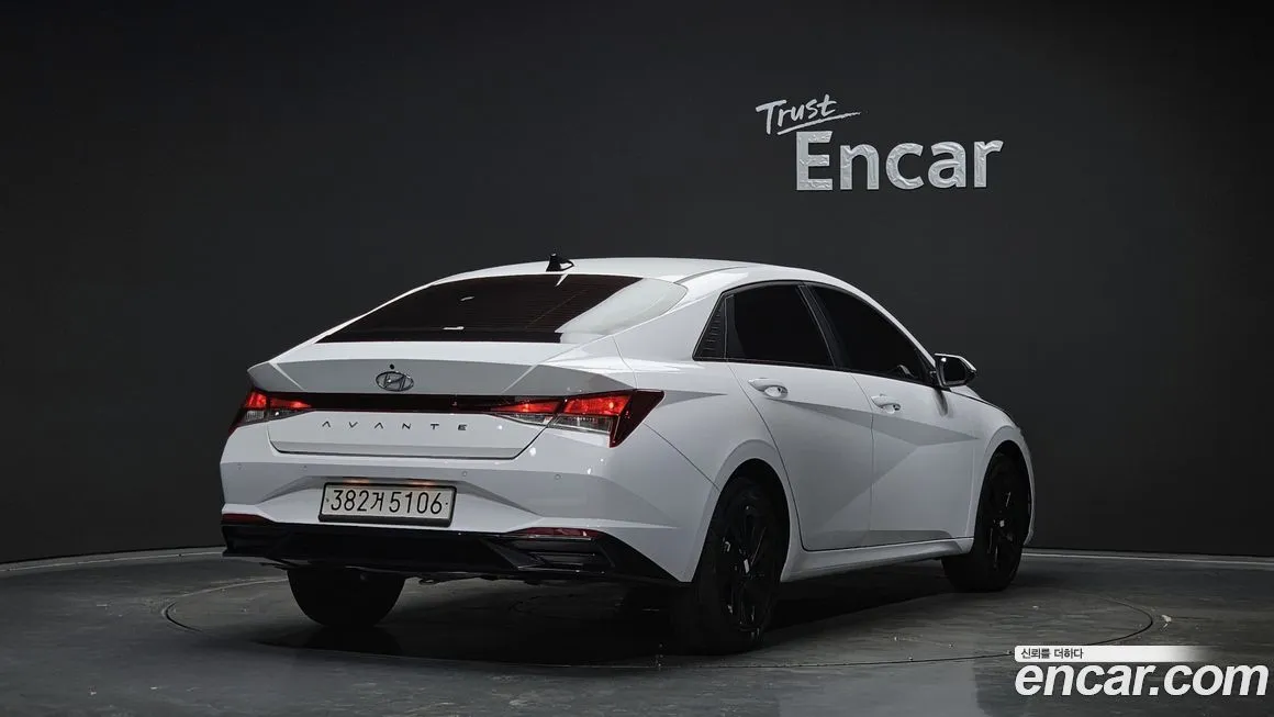 Hyundai AVANTE 2023 из KR, фото 4