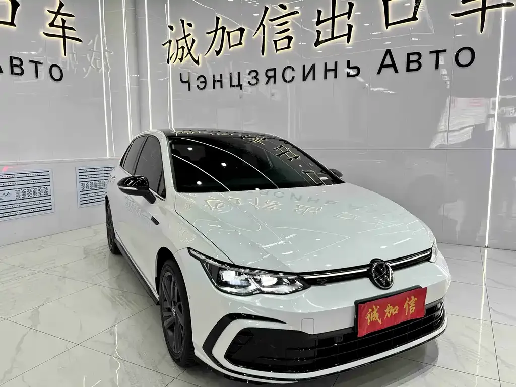 Volkswagen Golf 2023 из CN, фото 4