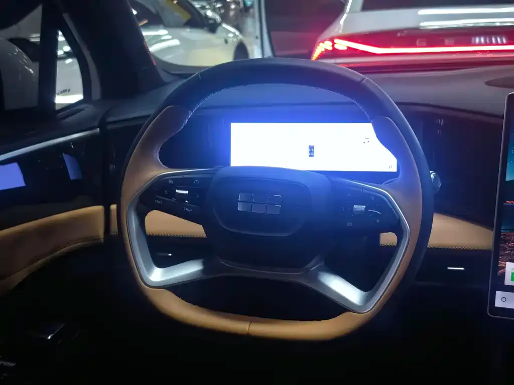 Geely Galaxy L7 2025 из CN, фото 8