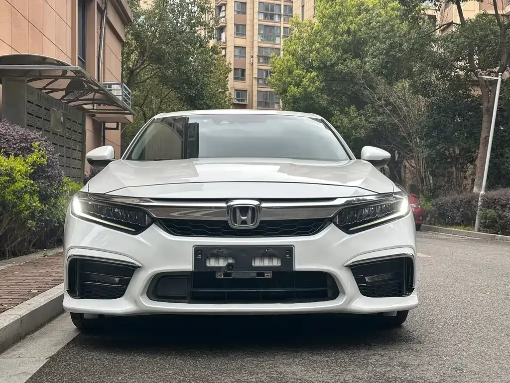 Honda Inspire — фото 6