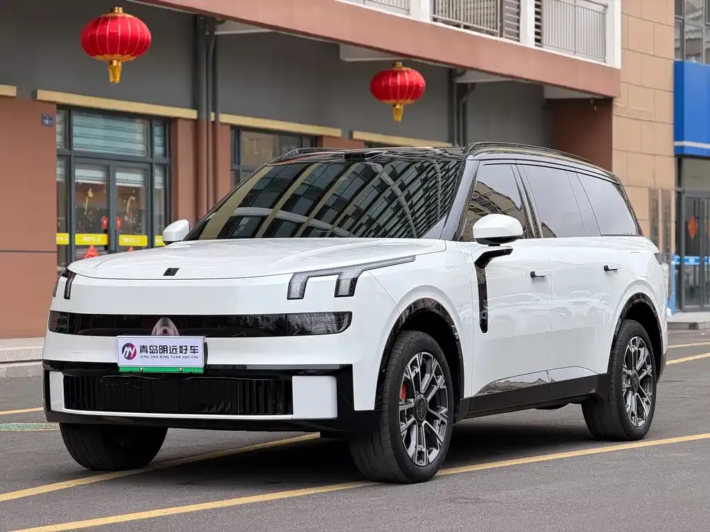 Lynk & Co 900 2025 из CN, фото 1