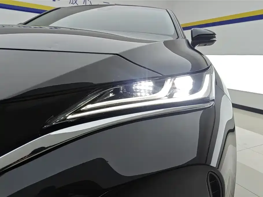 Toyota Harrier 2022 из CN, фото 3