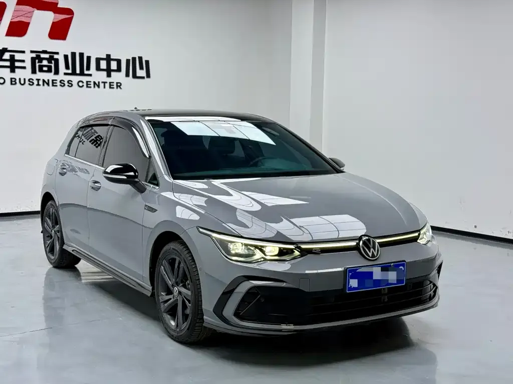 Volkswagen Golf 2023 из CN, фото 5