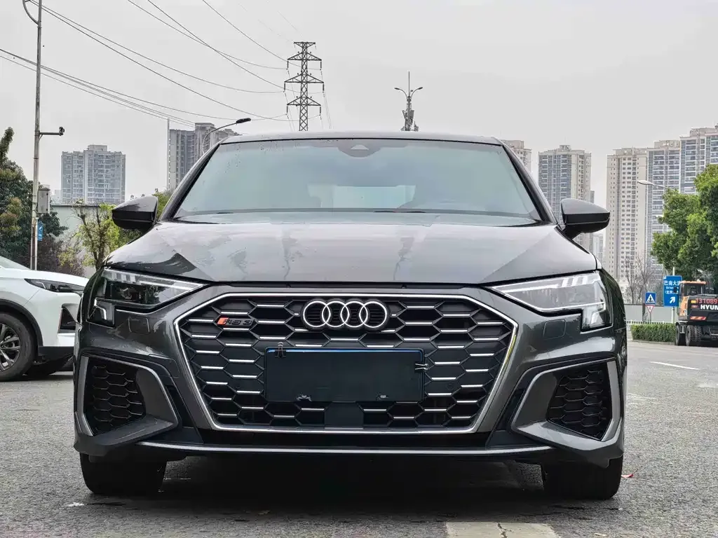 Audi A3 — фото 2