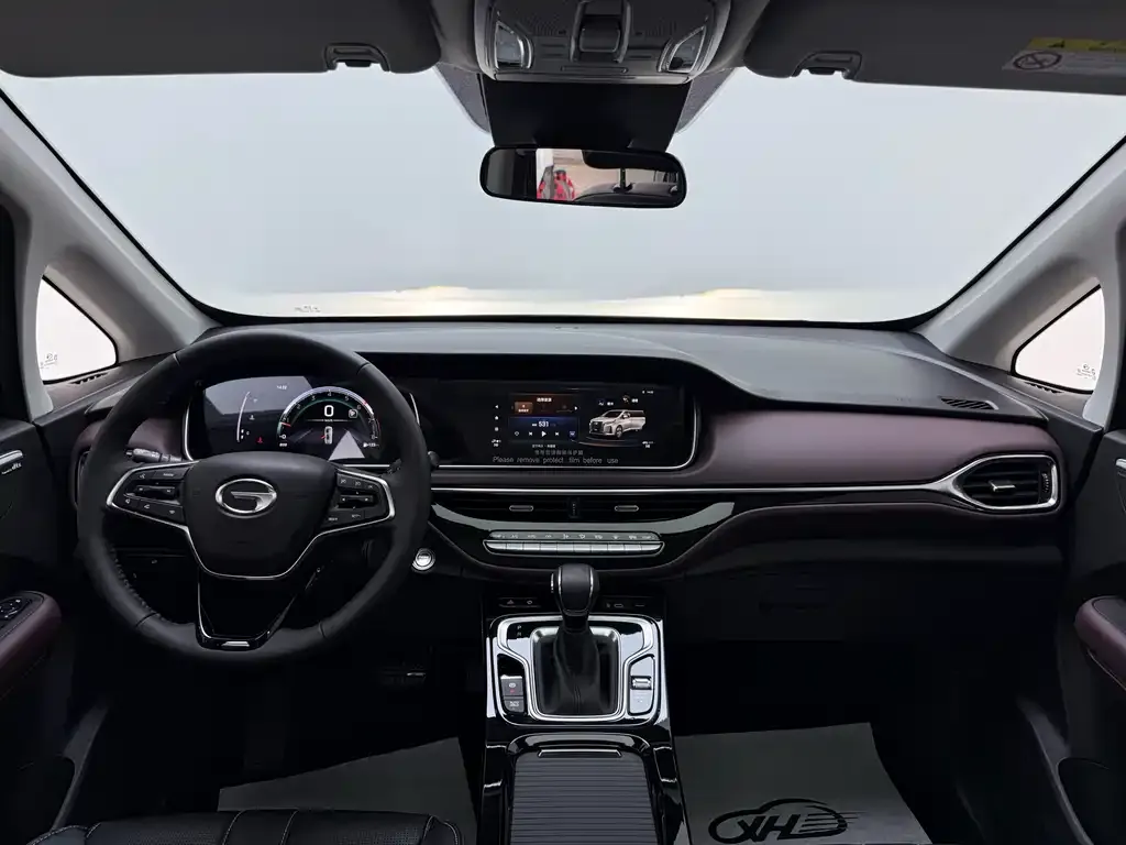GAC Motor Trumpchi M6 — фото 6