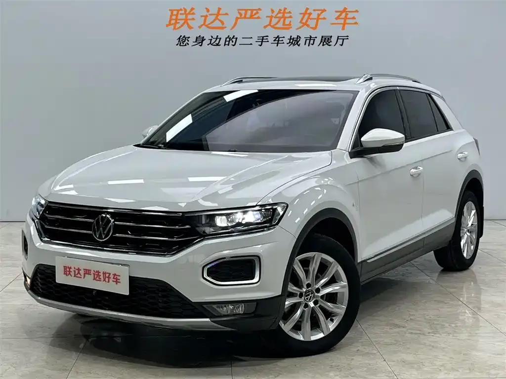 Volkswagen T-Roc 2023 из CN, фото 1
