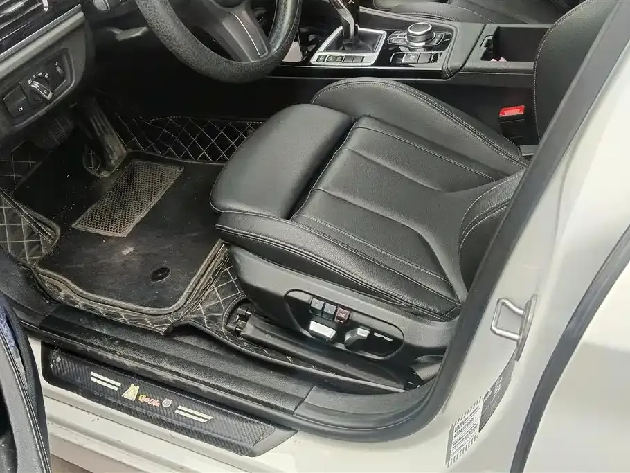 BMW 1 Series 2022 из CN, фото 5