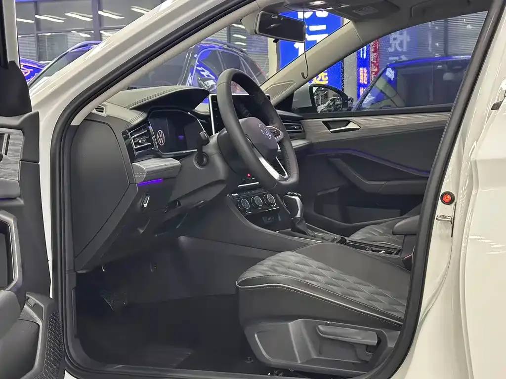 Volkswagen Sagitar 2024 из CN, фото 6