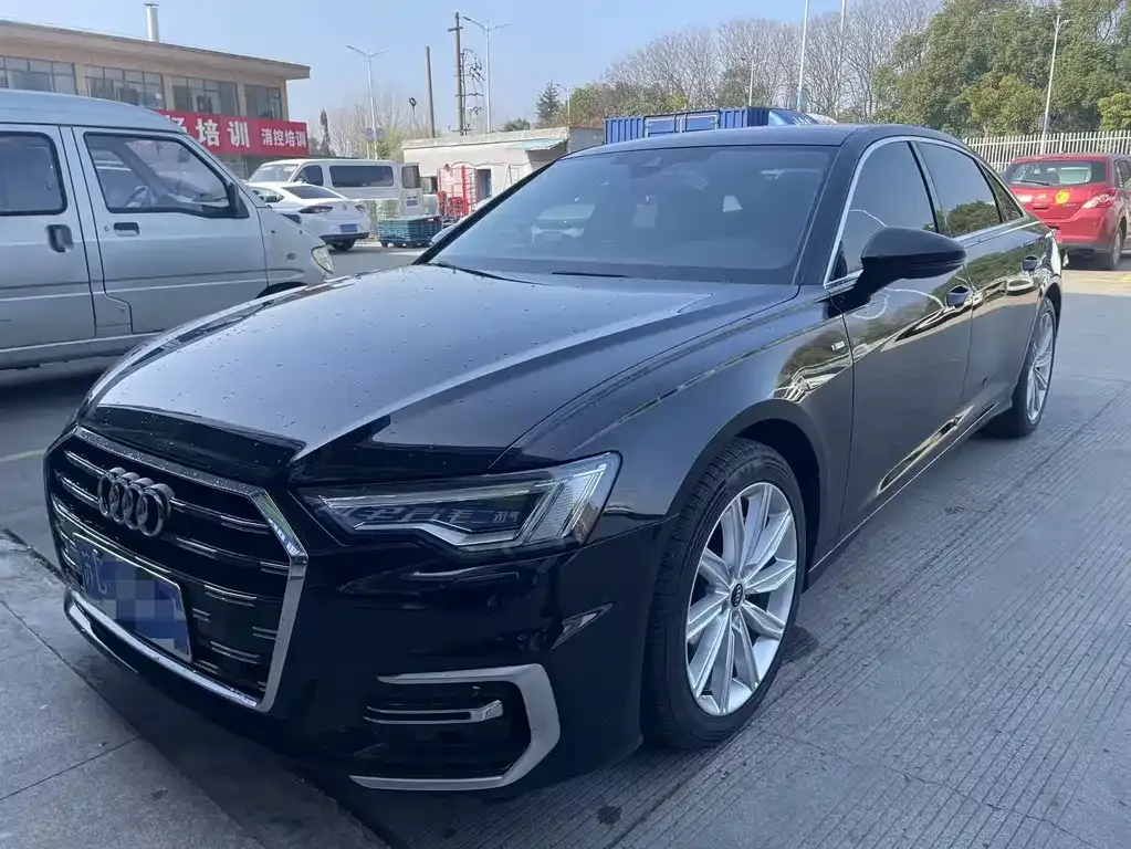 Audi A6L 2023 из CN, фото 1