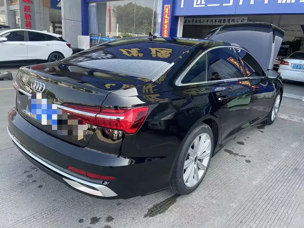 Audi A6L 2023 из CN, фото 5