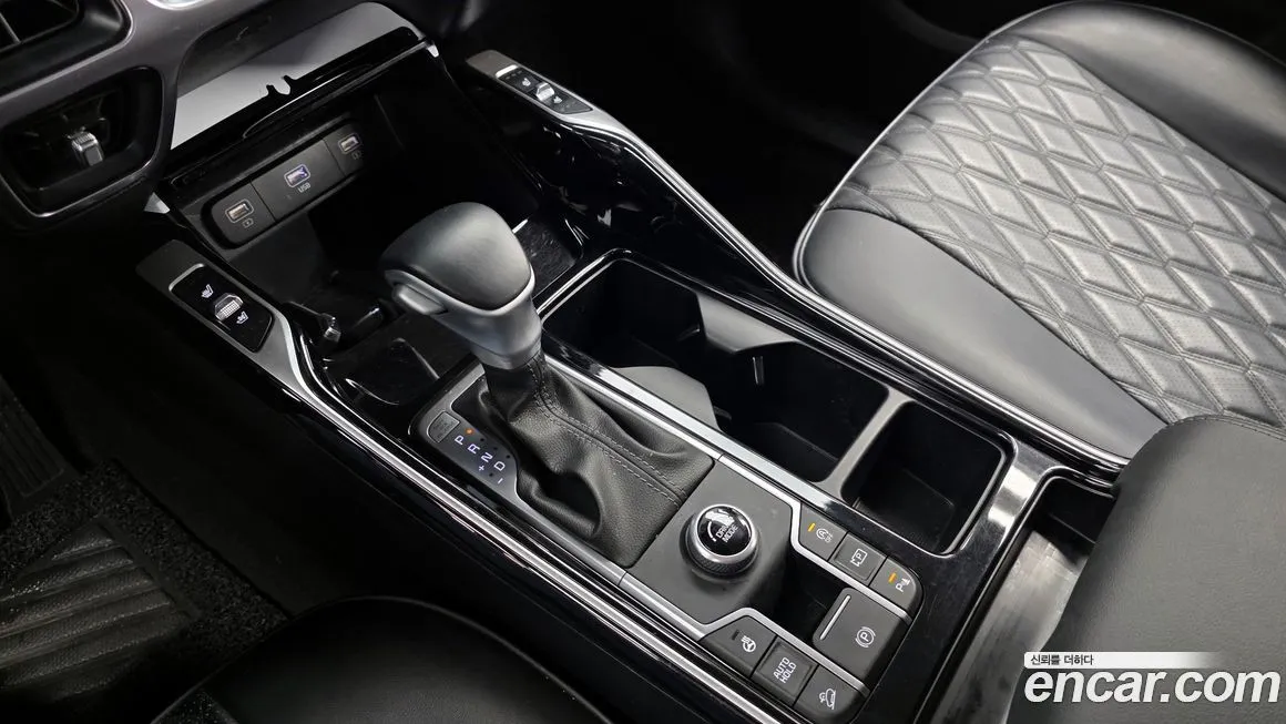 Kia Sorento — фото 9