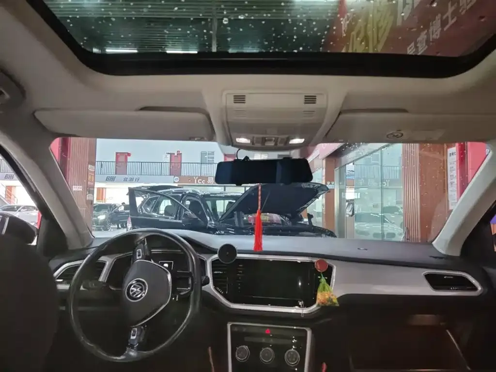 Volkswagen T-Roc 2022 из CN, фото 9