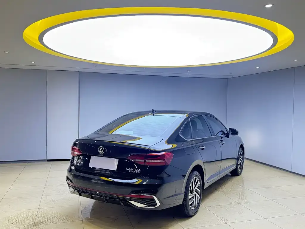 Volkswagen Lavida 2023 из CN, фото 4