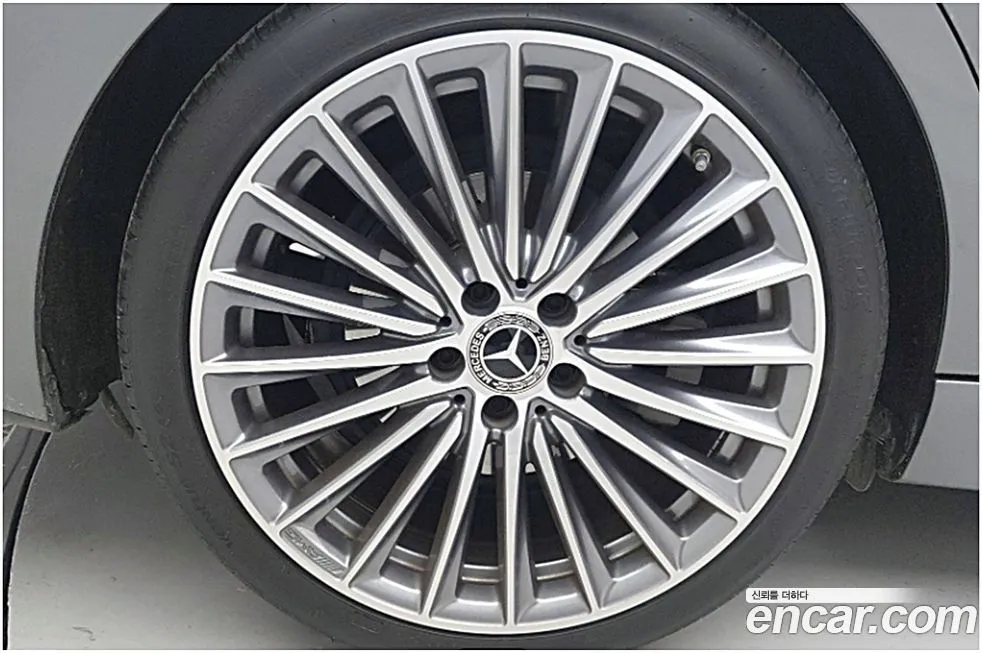 Mercedes-Benz C-Class 2023 из KR, фото 7