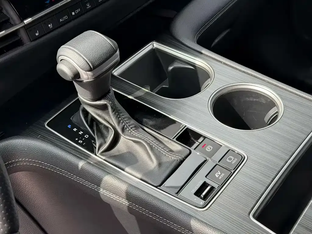 Toyota Sienna 2022 из CN, фото 7