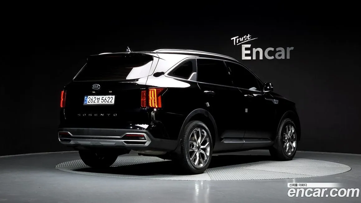 Kia Sorento — фото 3