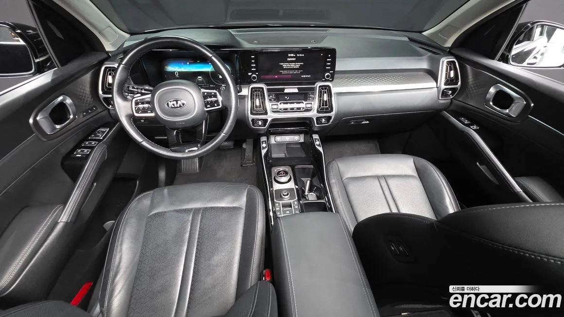 Kia Sorento — фото 8