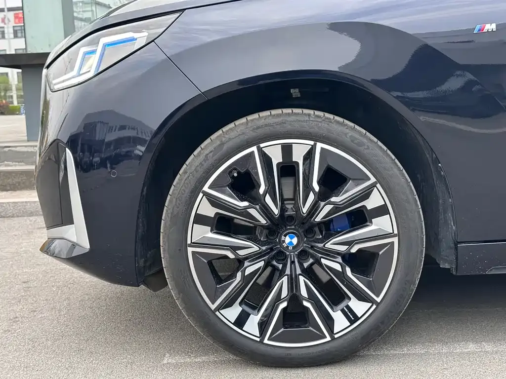 BMW X3 — фото 10