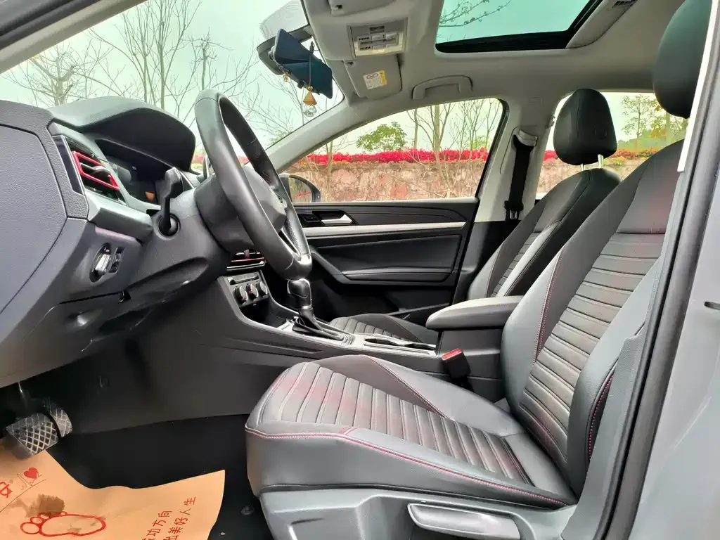 Volkswagen Lavida 2022 из CN, фото 2