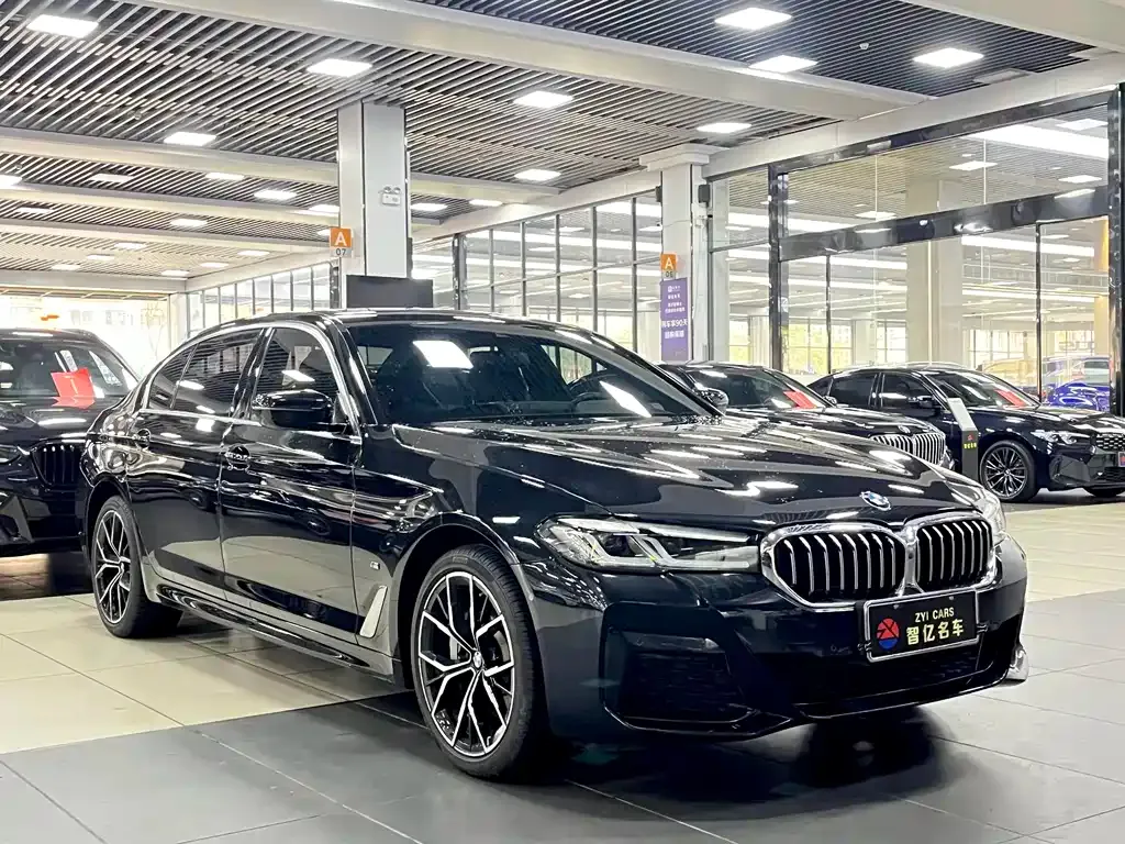 BMW 5 Series — фото 4